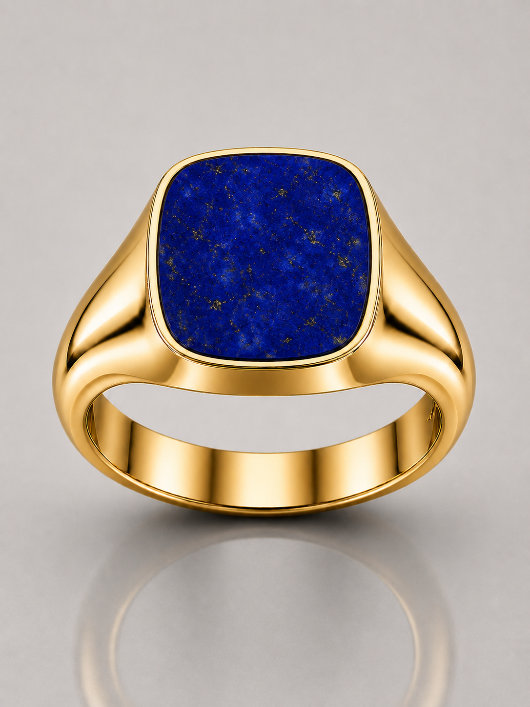 Cushion Signet Ring with Lapis Lazuli (Gold)