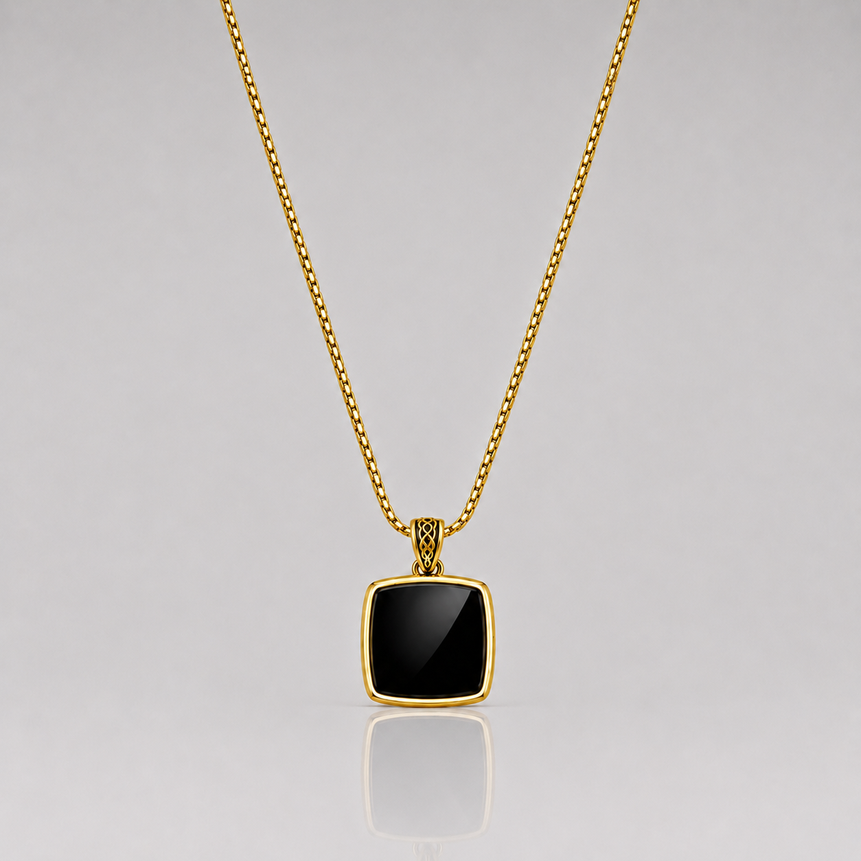 Cushion Onyx Pendant (Gold)